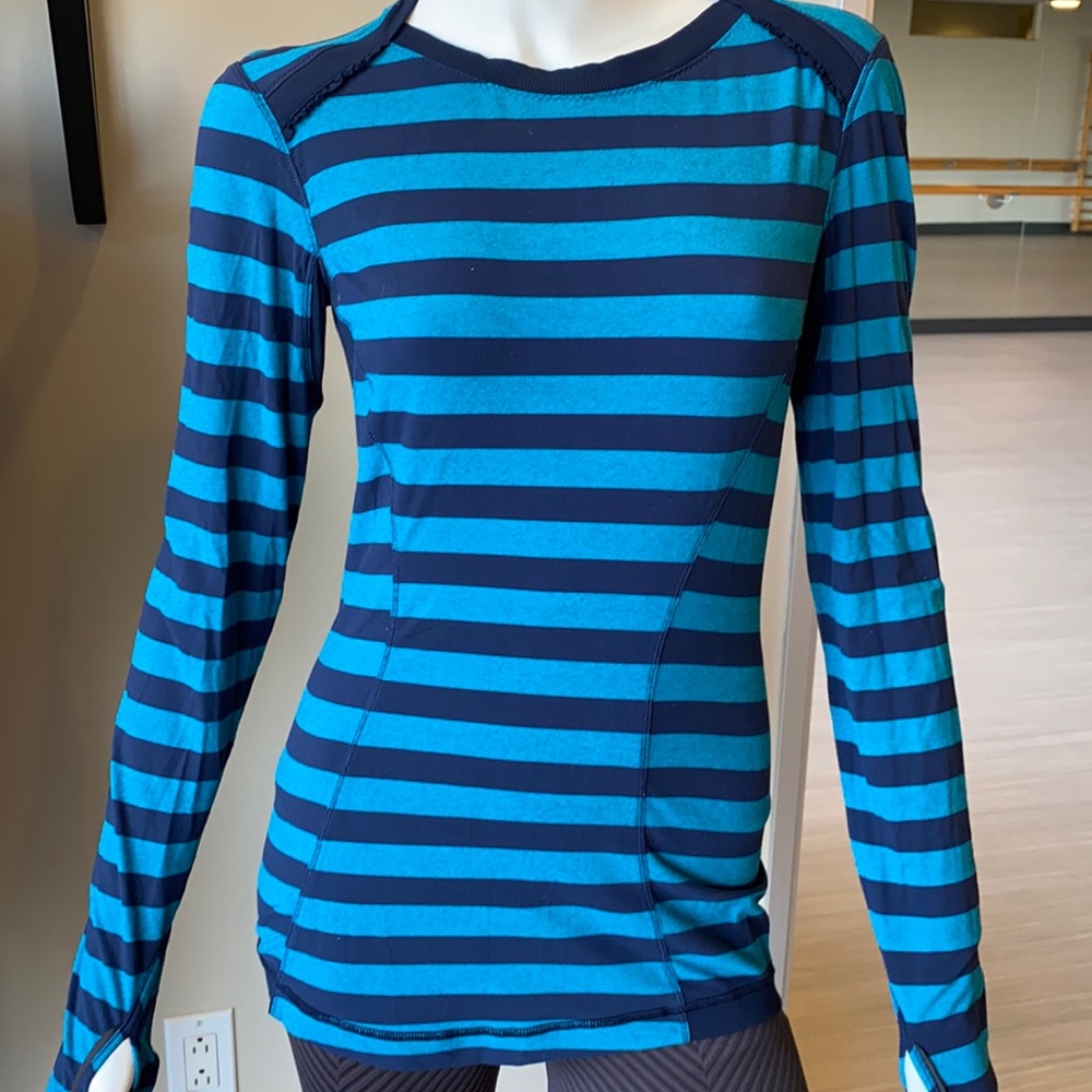 Lululemon Long Sleeve - striped